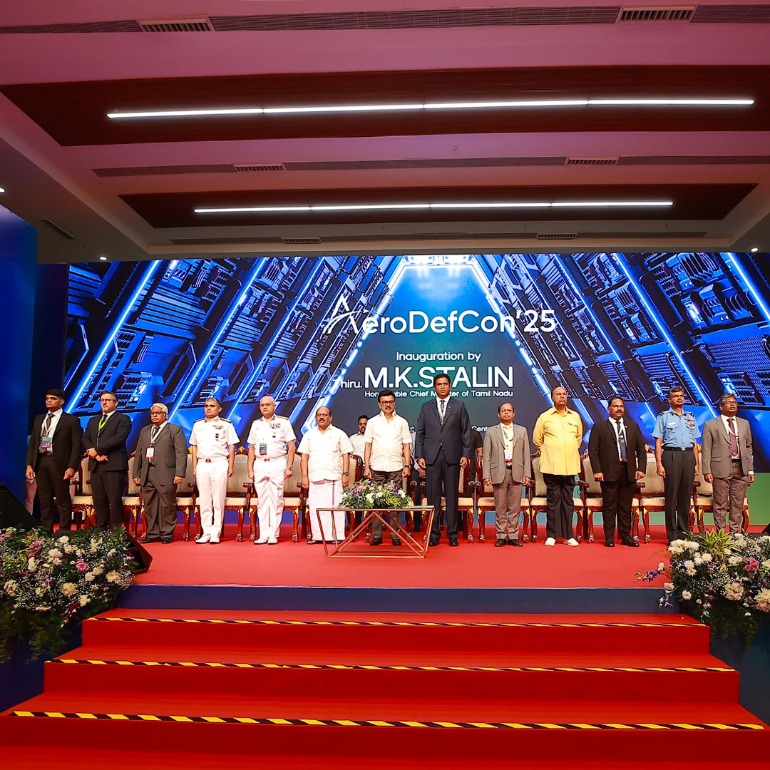 Seamless Visual and Media Setup for "AeroDefCon 25"